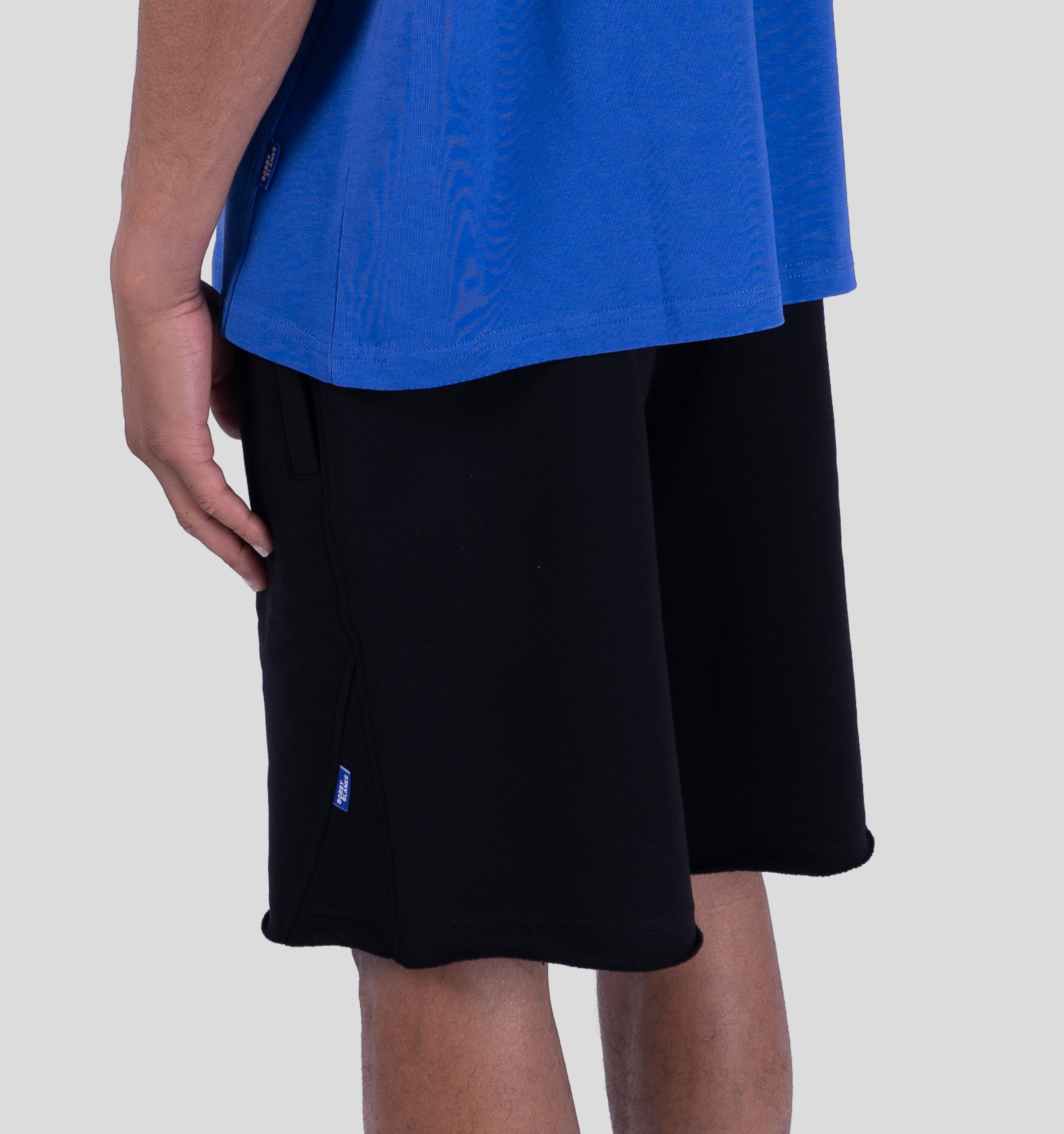 HOXTON SHORT - BLACK